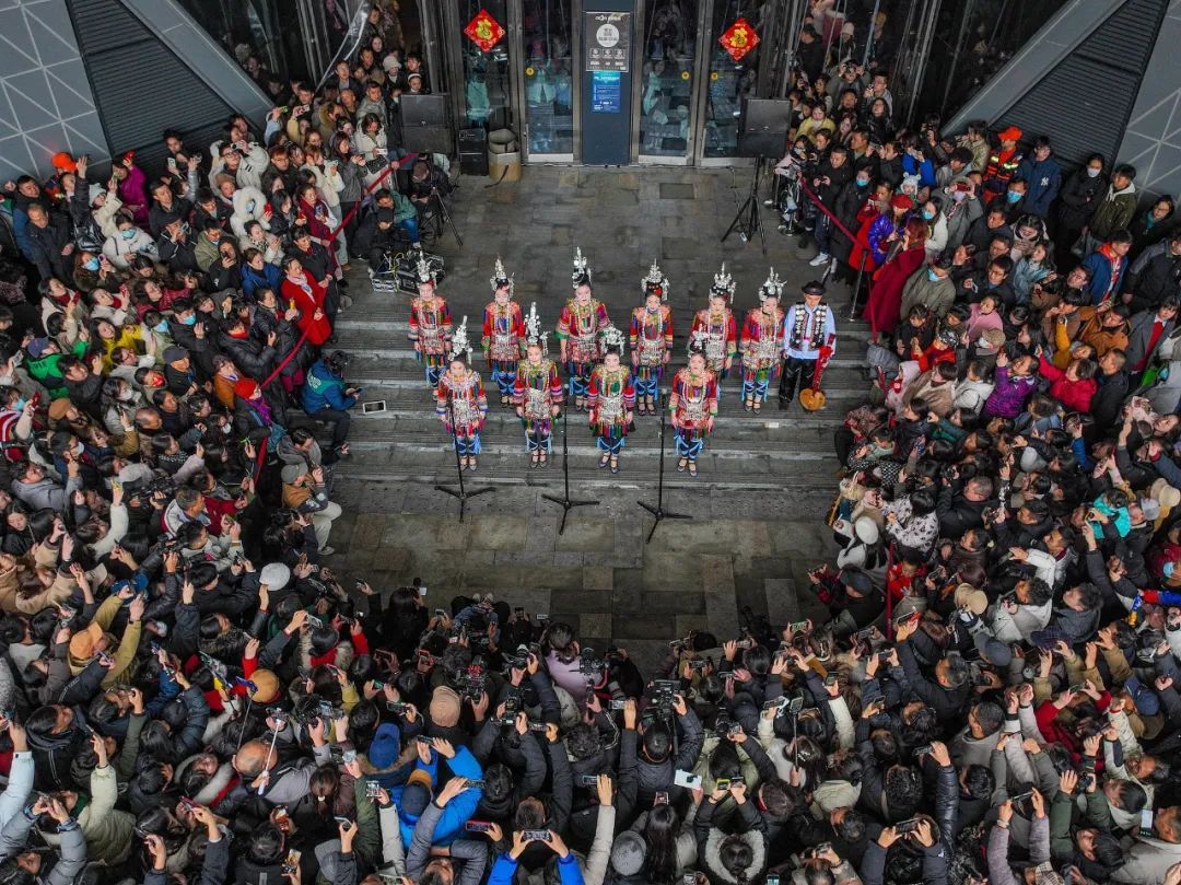 全亚洲最大IMAX-GT影厅,《哪吒2》助它“逆袭翻盘” 全亚洲最大IMAX-GT影厅,《哪吒2》助它“逆袭翻盘”