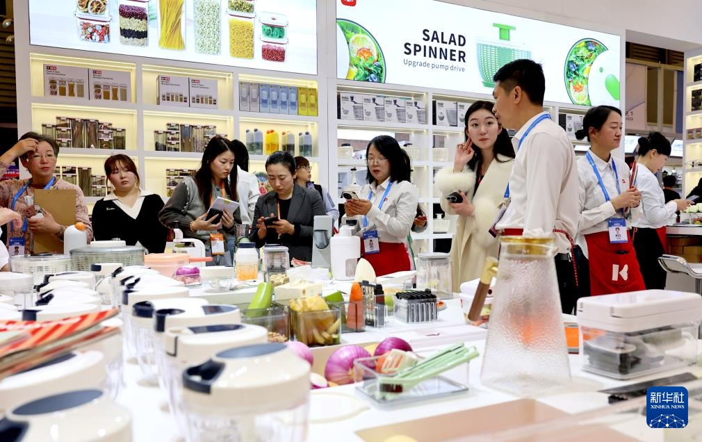 第33届华东进出口商品交易会在沪开幕