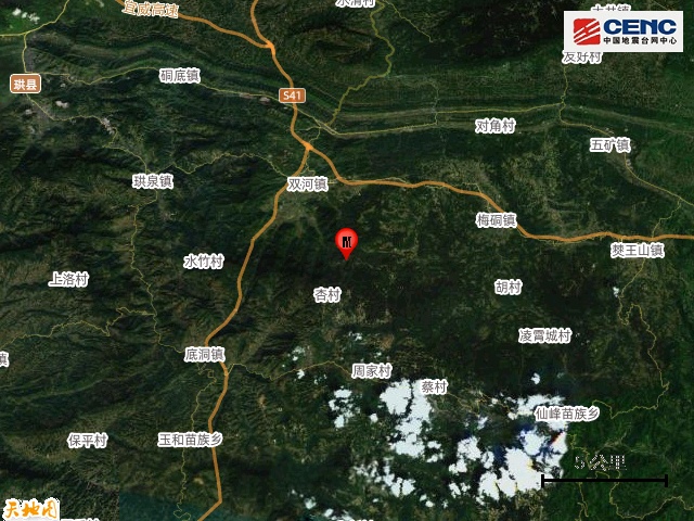 突发:四川地震 突发:四川地震