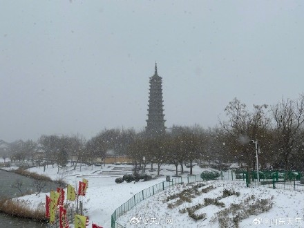 山东多地升级发布暴雪红色预警 山东多地升级发布暴雪红色预警