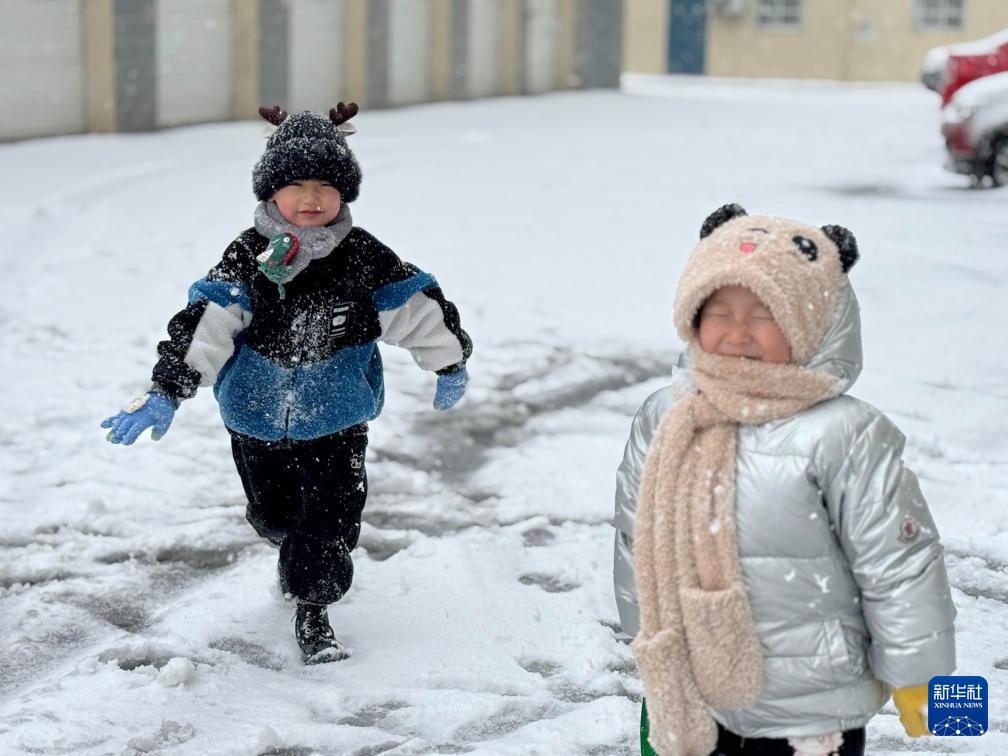 山东迎雨雪降温天气