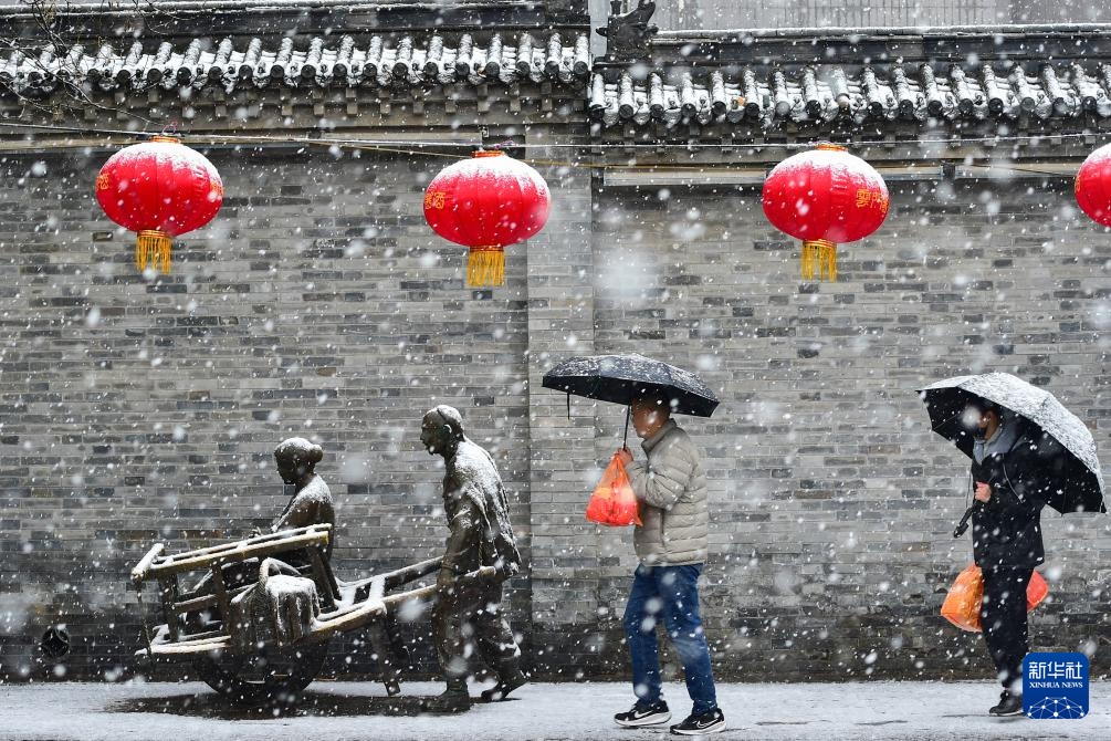 山东迎雨雪降温天气