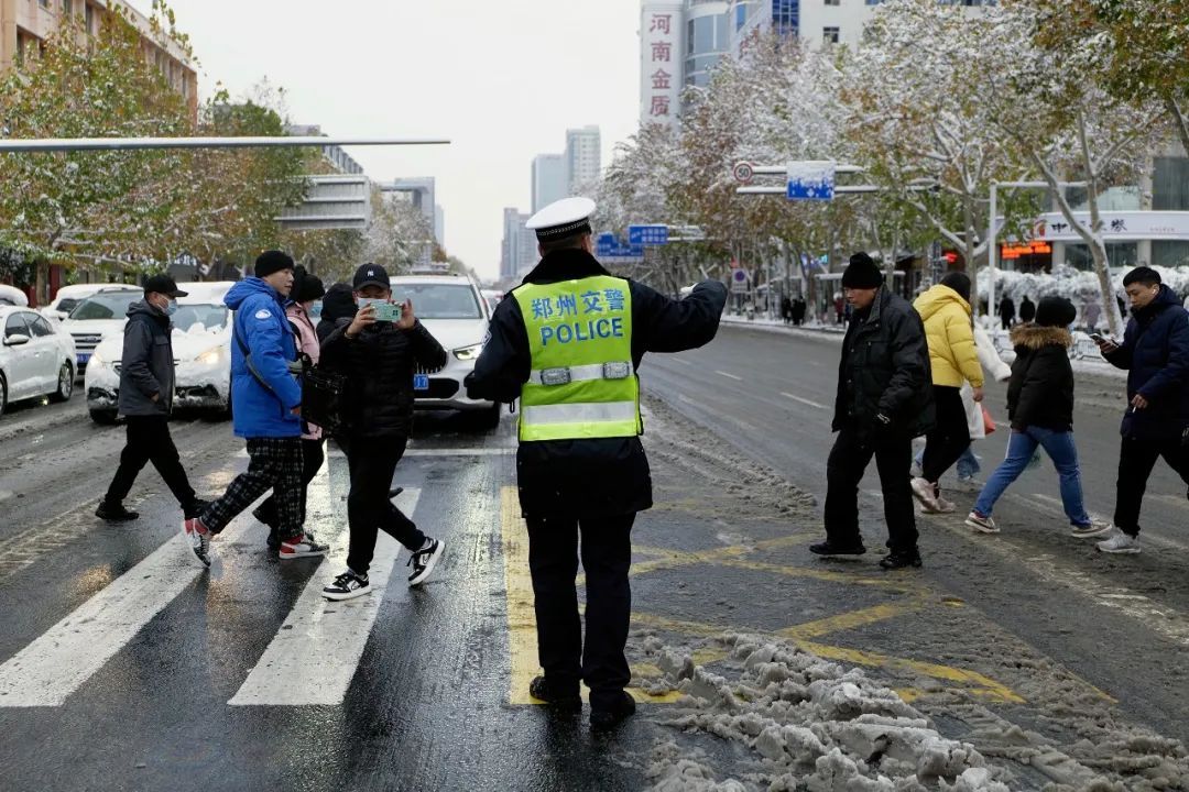 大到暴雪！多地中小学停课！河南也下了