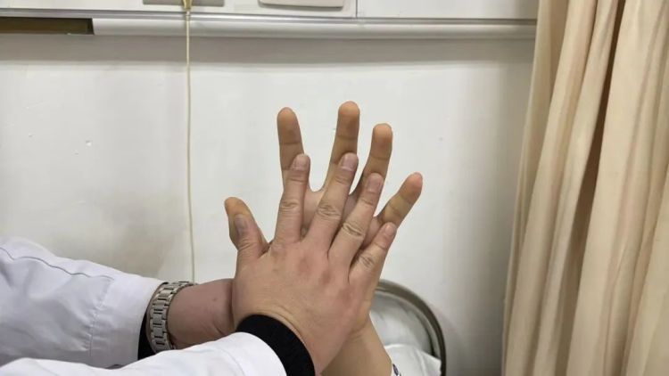 16岁男孩身高疯长到199cm！一查懵了……很多家长有误区