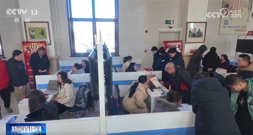 “一老一小”照顾服务迎来需求高峰 推动家政服务市场持续升温