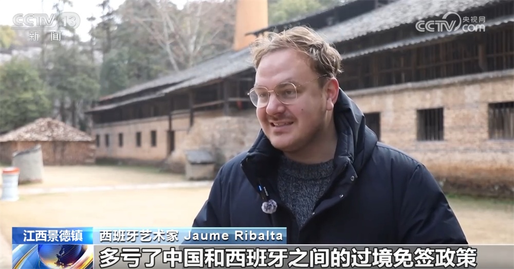 《哪吒2》吸引全球目光聚焦“中国故事” 外国友人沉浸式感受东方美学