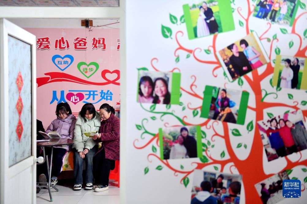 “她”力量|“爱心妈妈”陈玉文:为留守和困境儿童撑起一片爱的天空 “她”力量|“爱心妈妈”陈玉文:为留守和困境儿童撑起一片爱的天空