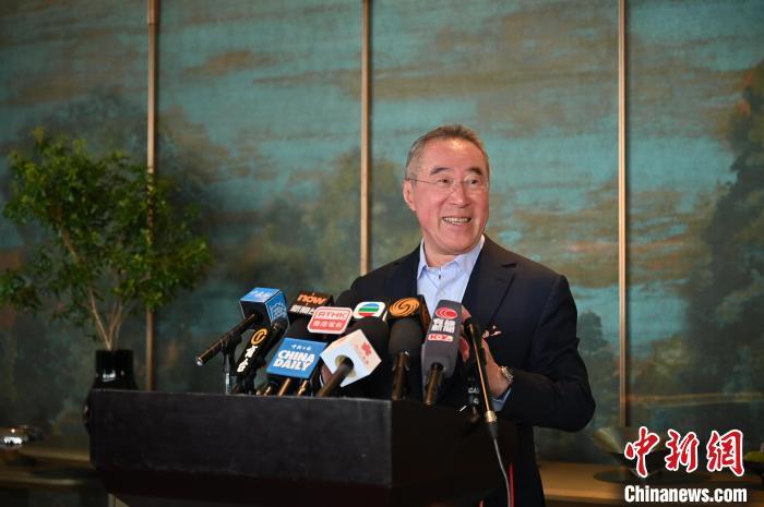 唐英年谈《哪吒2》《九龙城寨》热映:把握文化新趋势 唐英年谈《哪吒2》《九龙城寨》热映:把握文化新趋势