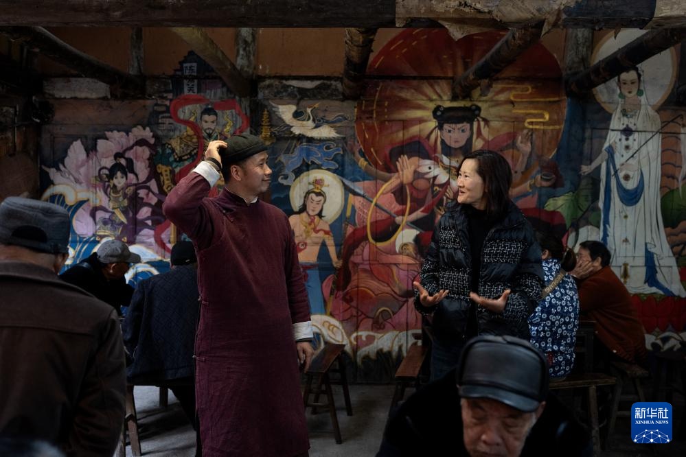 岷江江畔小镇的“哪吒”主题茶馆 岷江江畔小镇的“哪吒”主题茶馆