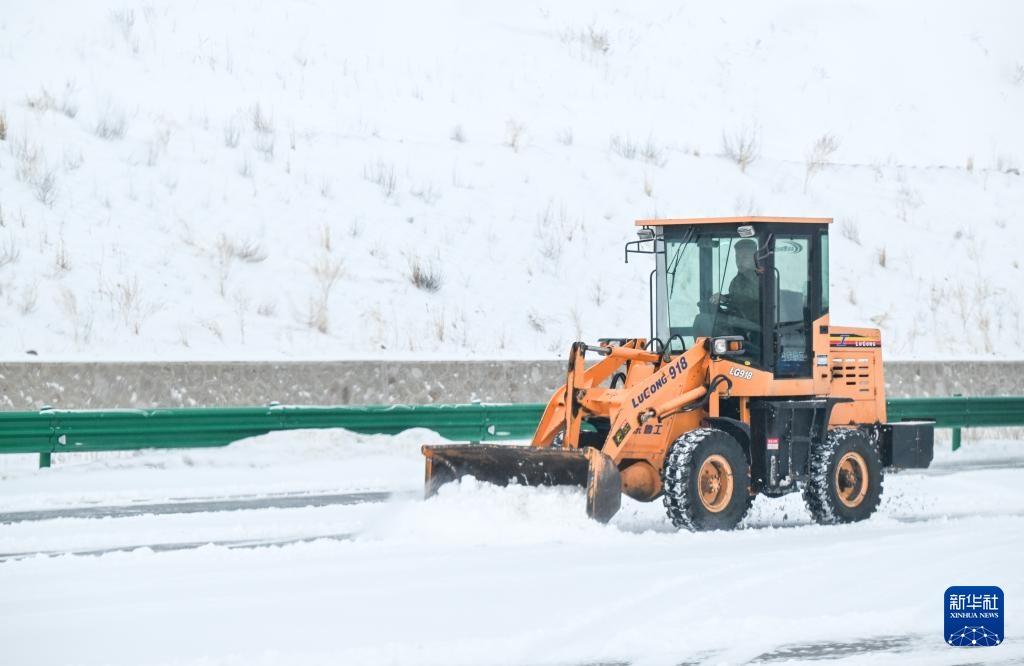 内蒙古锡林郭勒盟迎来降雪