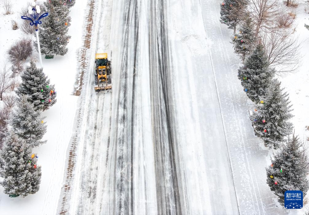 内蒙古锡林郭勒盟迎来降雪
