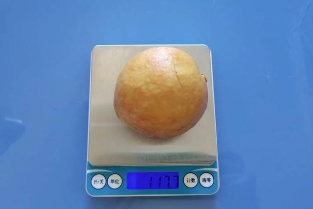 这种水果很通便,维 C 比苹果高 21 倍,春天吃正好!(不是西梅) 这种水果很通便,维 C 比苹果高 21 倍,春天吃正好!(不是西梅)