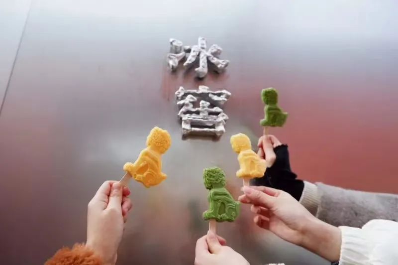 美国姑娘扮“哪吒”爆火！网友：让你模仿，没让你超越