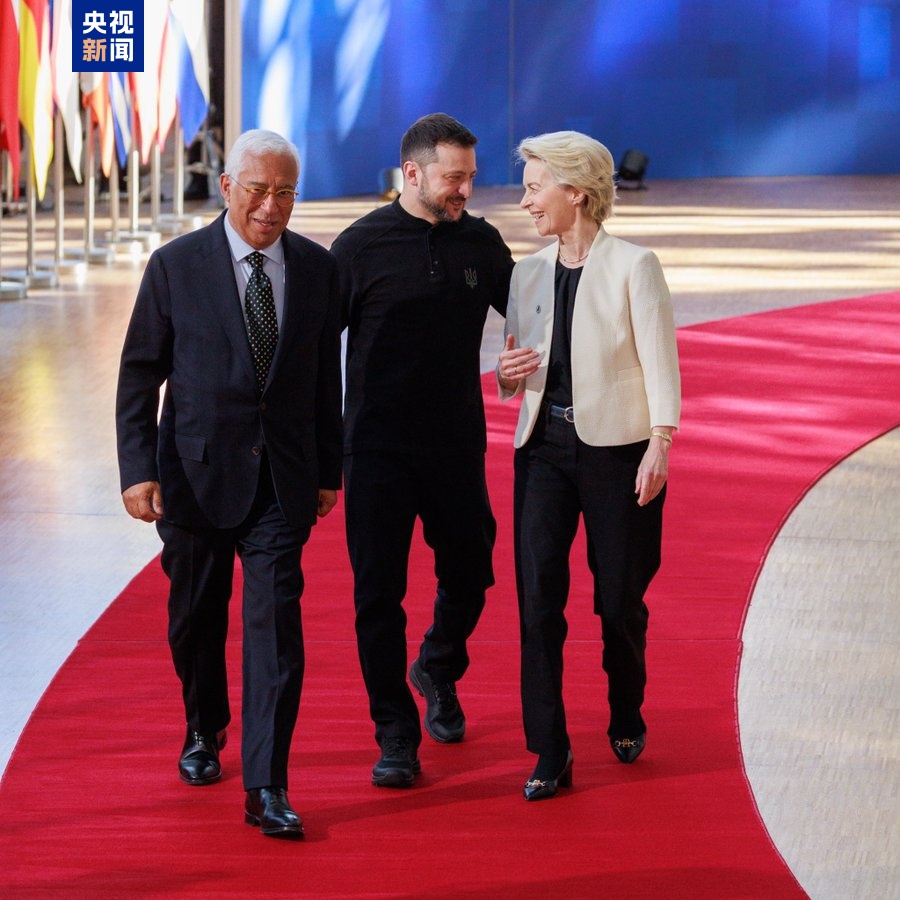 冯德莱恩再提“重新武装欧洲”,称欧盟将加快对乌供武 冯德莱恩再提“重新武装欧洲”,称欧盟将加快对乌供武