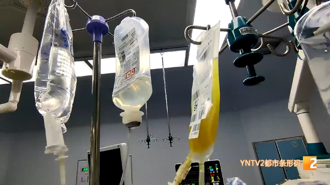 直径超50厘米!约5公斤!女孩腹部巨大肿瘤已相伴20年…… 直径超50厘米!约5公斤!女孩腹部巨大肿瘤已相伴20年……