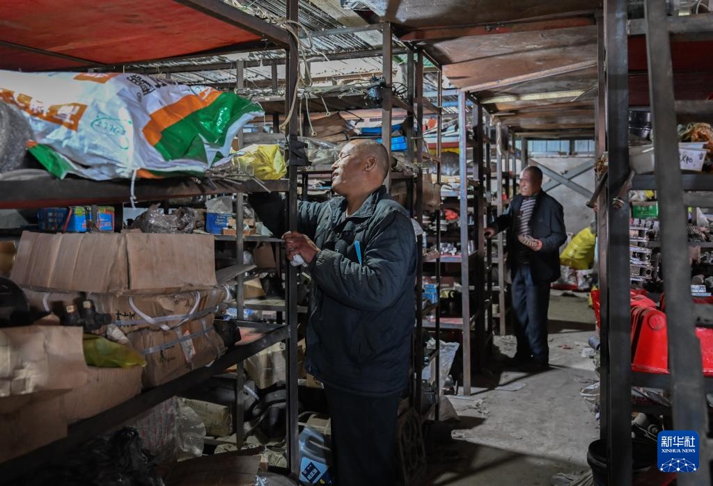 新华全媒+｜盲人兄弟的农机人生