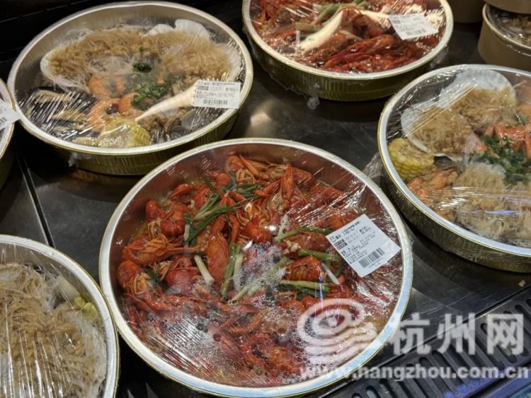 45元/斤！杭州人爱吃的这口美味，刚刚上市！老板：下个月价格就会跌……