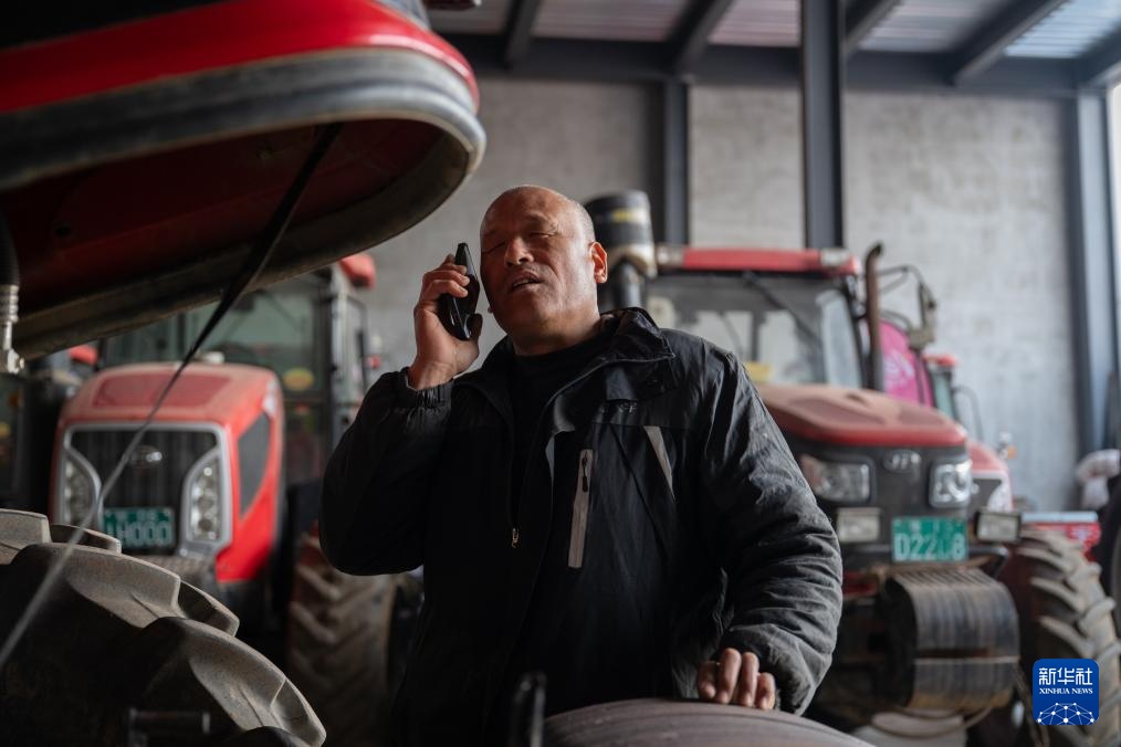 新华全媒+｜盲人兄弟的农机人生