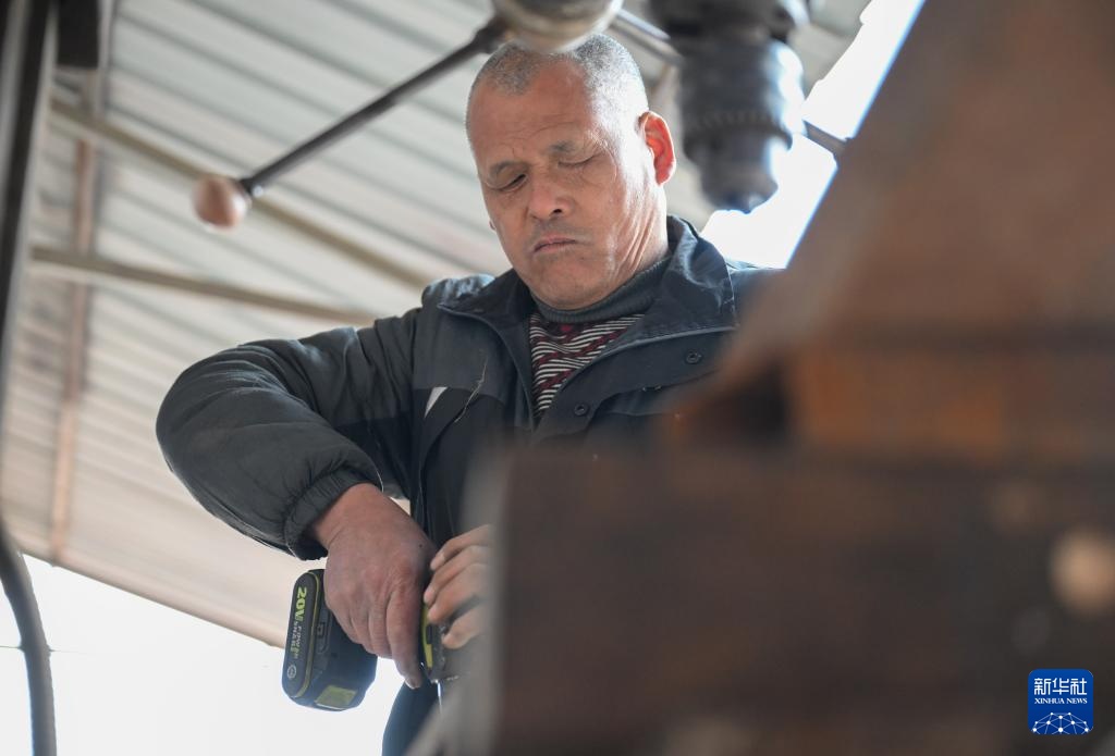 新华全媒+｜盲人兄弟的农机人生