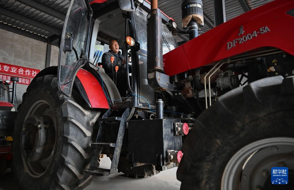 新华全媒+｜盲人兄弟的农机人生