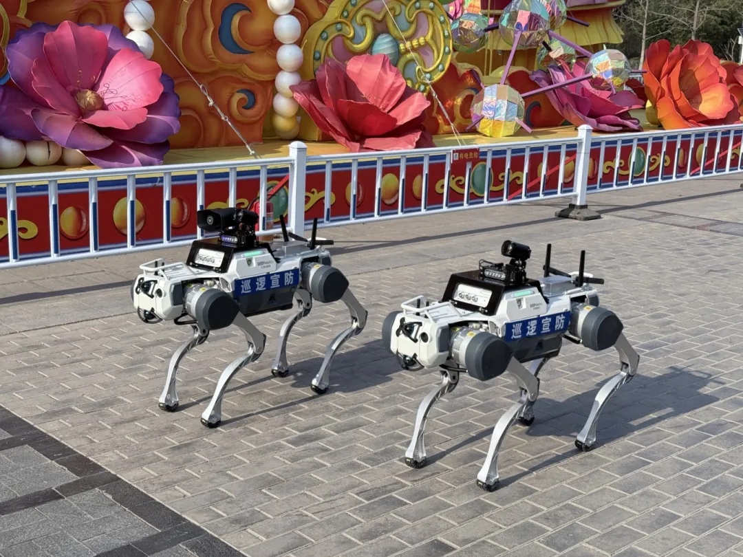 机器狗“入编”!大幅压缩防控盲区,效率提升3倍 机器狗“入编”!大幅压缩防控盲区,效率提升3倍