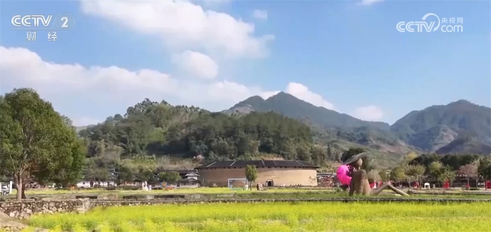 春日花经济“盛放”扮靓美丽乡村 以“花”为媒释放旅游市场新动能 春日花经济“盛放”扮靓美丽乡村 以“花”为媒释放旅游市场新动能