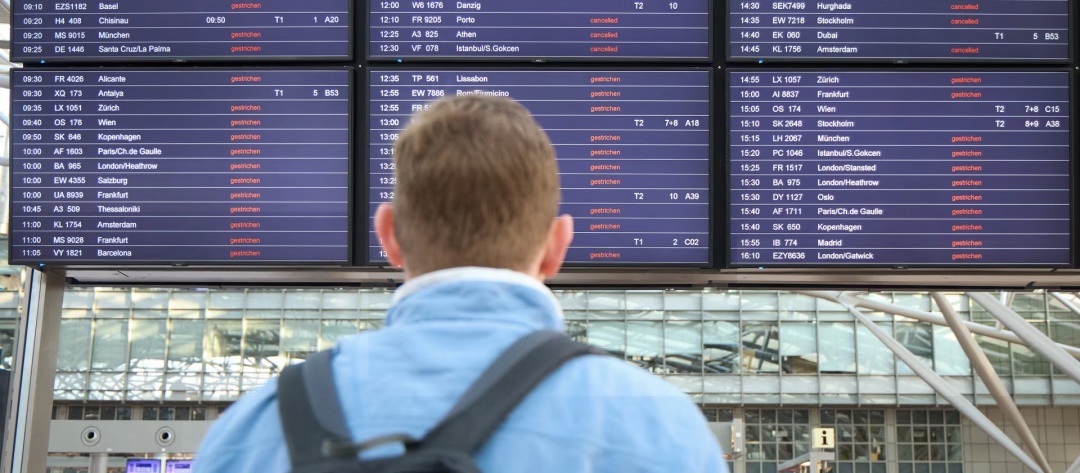 德国机场大罢工!超50万旅客无法出行 德国机场大罢工!超50万旅客无法出行