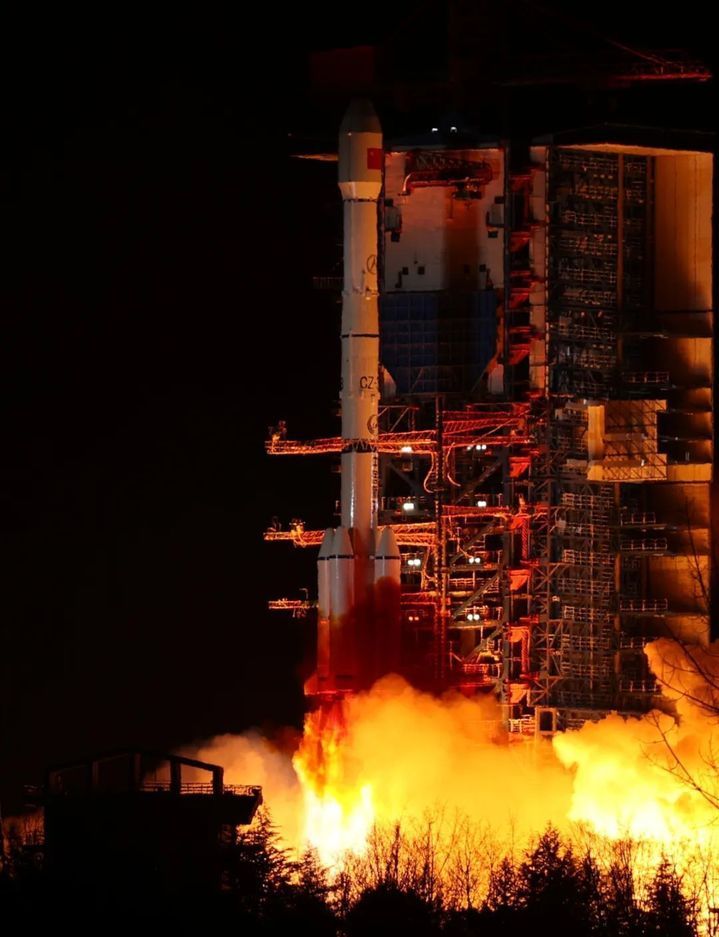 长三乙火箭成功发射通信技术试验卫星十五号 长三乙火箭成功发射通信技术试验卫星十五号