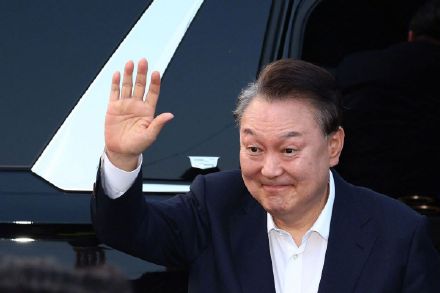 获释第二天,尹锡悦会见执政党领导人 获释第二天,尹锡悦会见执政党领导人