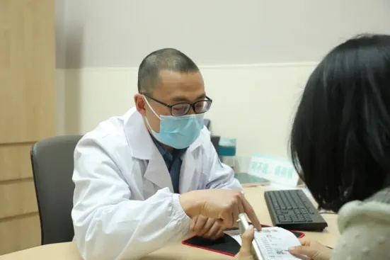一碗下肚！男子肚子破了个大洞！近期高发，严重或危及生命