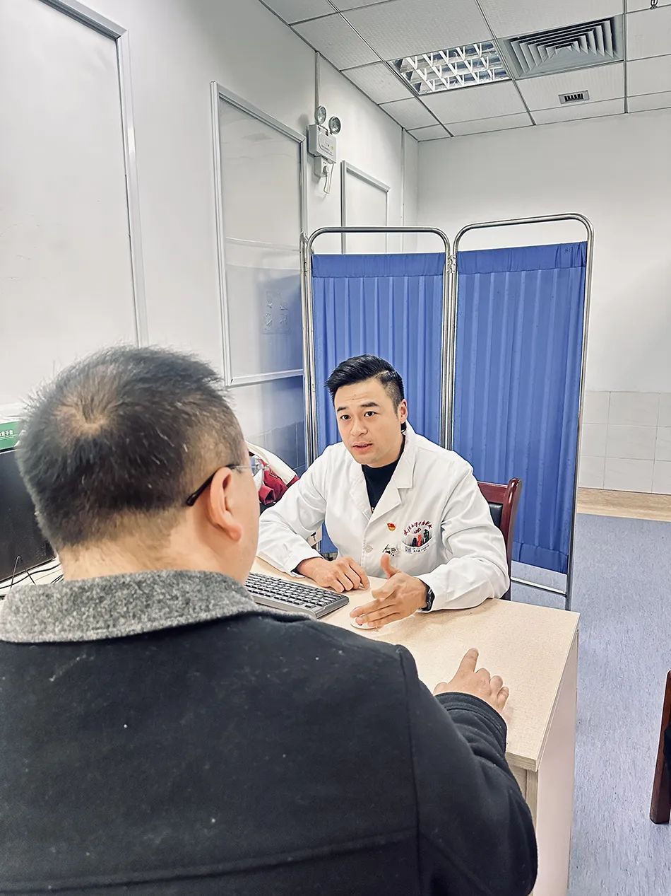 一个减重医生，减重后拿了健美冠军