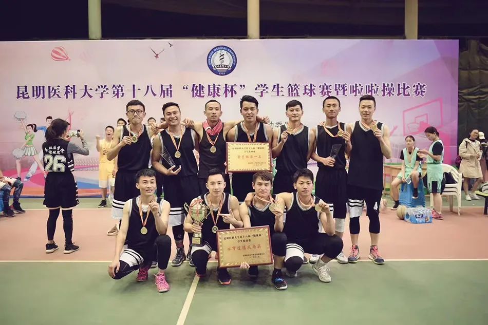 一个减重医生，减重后拿了健美冠军