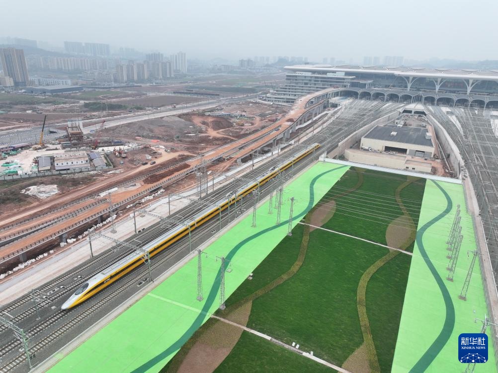 渝厦高铁重庆段高速综合检测列车上线 渝厦高铁重庆段高速综合检测列车上线