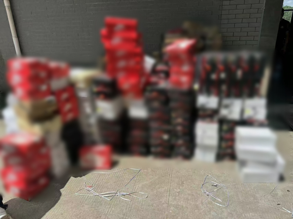 真鞋面+假鞋底？售卖真假参半的“限定鞋”，涉案超三千万元的团伙被抓