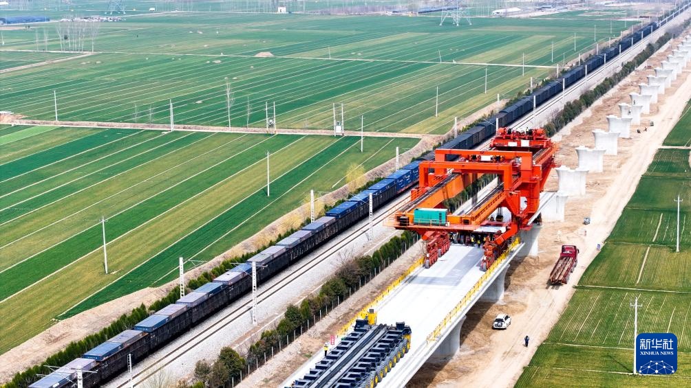 雄商高铁郓城至梁山段建设忙 雄商高铁郓城至梁山段建设忙