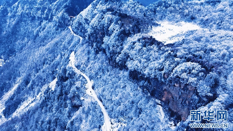湖北神农架：春雪漫山峦 处处皆诗意