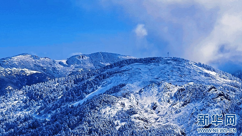 湖北神农架：春雪漫山峦 处处皆诗意