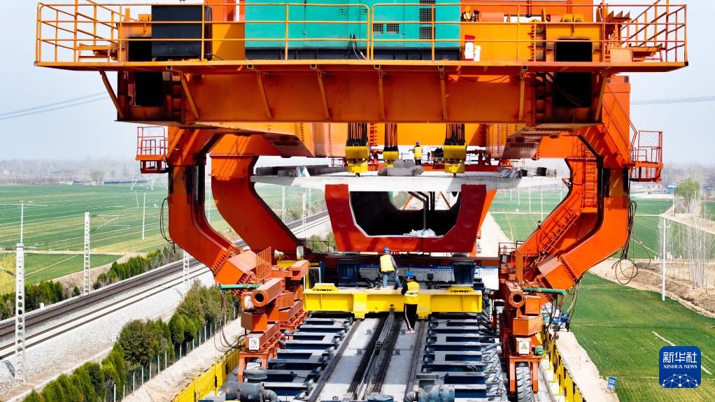 雄商高铁郓城至梁山段建设忙 雄商高铁郓城至梁山段建设忙