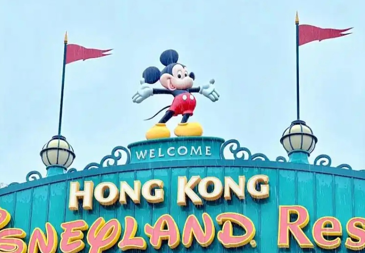 香港迪士尼乐园发生盗窃案,案值300万港元,3人被捕 香港迪士尼乐园发生盗窃案,案值300万港元,3人被捕