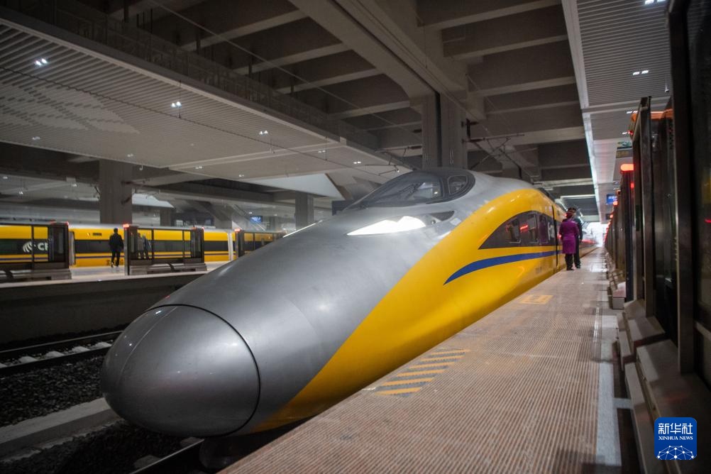 渝厦高铁重庆段高速综合检测列车上线 渝厦高铁重庆段高速综合检测列车上线