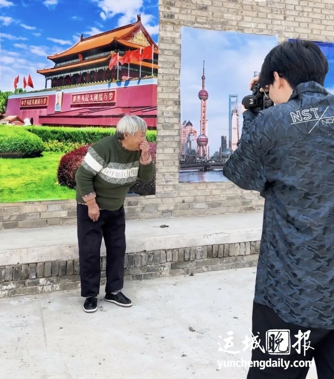 什么！他们把“天安门”带到村里去了？