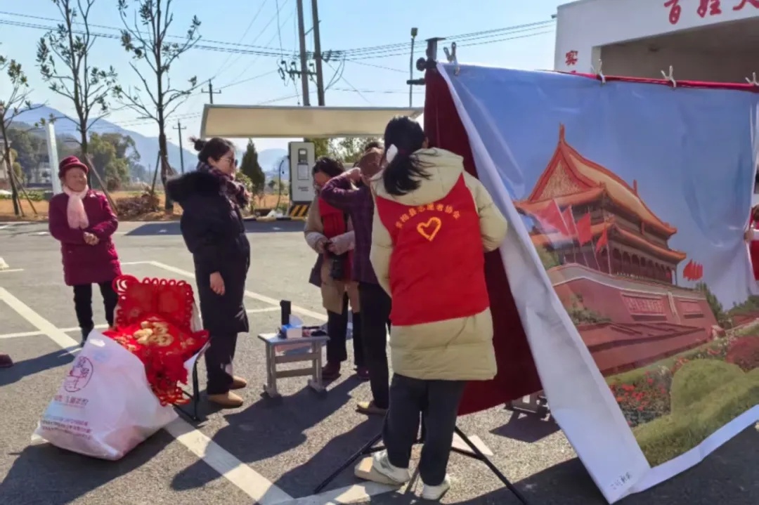 什么！他们把“天安门”带到村里去了？