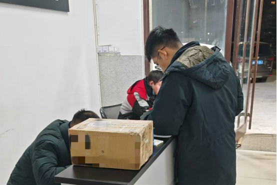 德州警方打掉一诈骗洗钱团伙!9人落网 德州警方打掉一诈骗洗钱团伙!9人落网