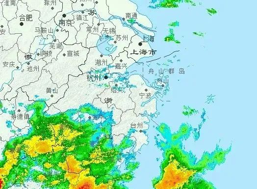 上海今天有“沙尘暴”？官方回应！傍晚起雨势加强，下班请备好雨具→