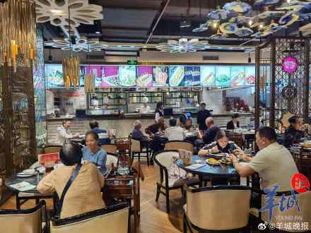 广州大部分餐馆茶位费标识不清楚