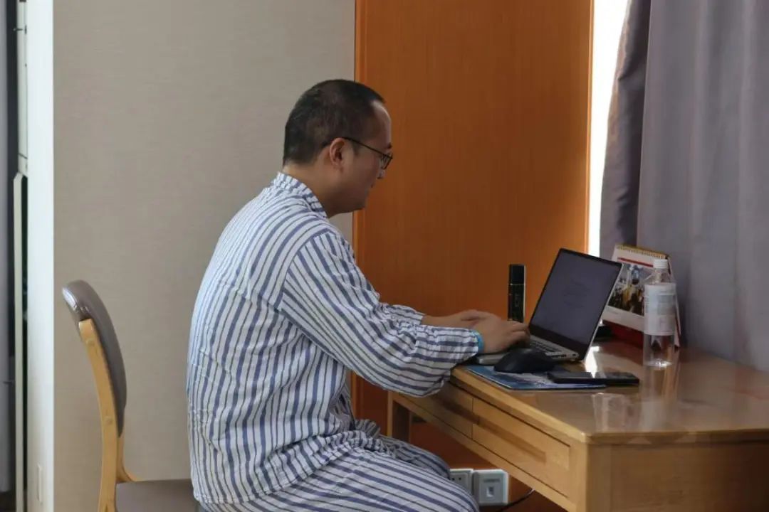 36岁医生紧急住院!父亲的反应很意外 36岁医生紧急住院!父亲的反应很意外