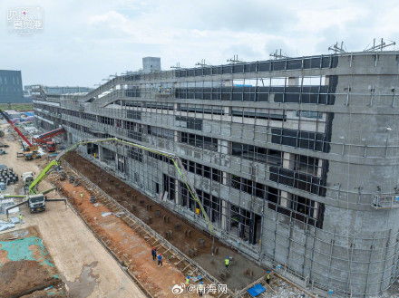 海南卫星超级工厂加紧施工