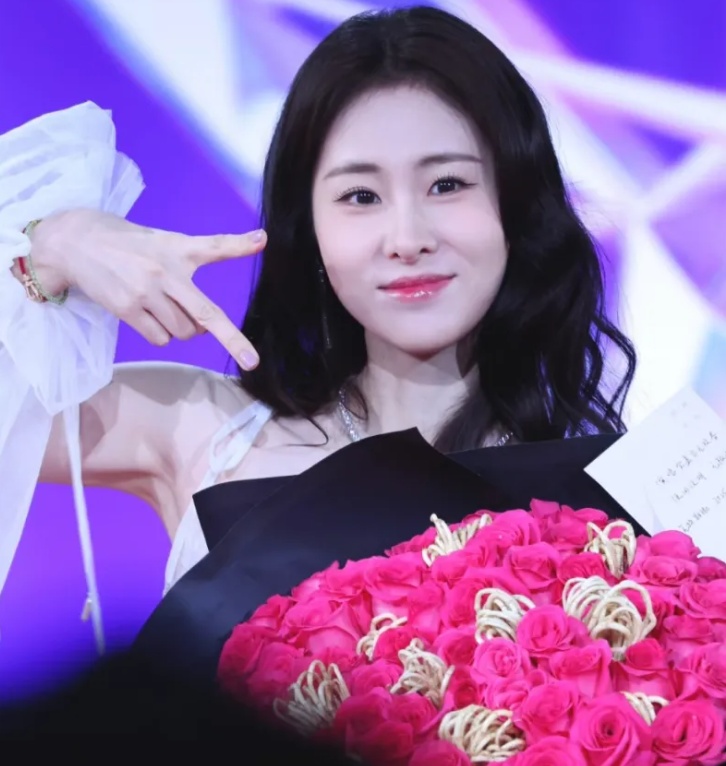 折耳根跨界成时尚单品！重庆网友：万万没想到