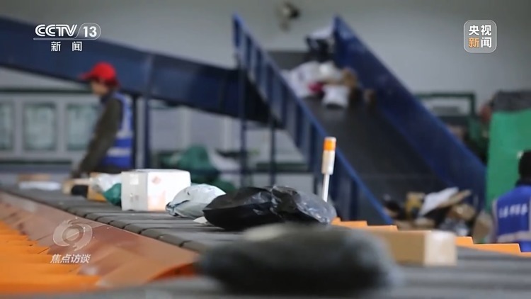 没网购却收到快递 刮开中奖卡那一刻你可能已经上当了