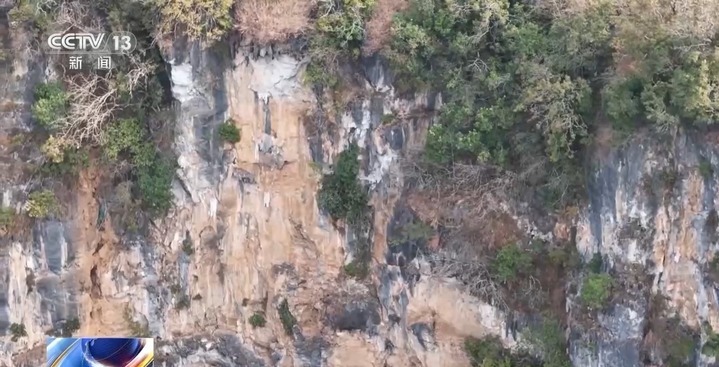 跟着熊猫专列一路南下 看坝达梯田、尝哈尼风味餐→ 跟着熊猫专列一路南下 看坝达梯田、尝哈尼风味餐→